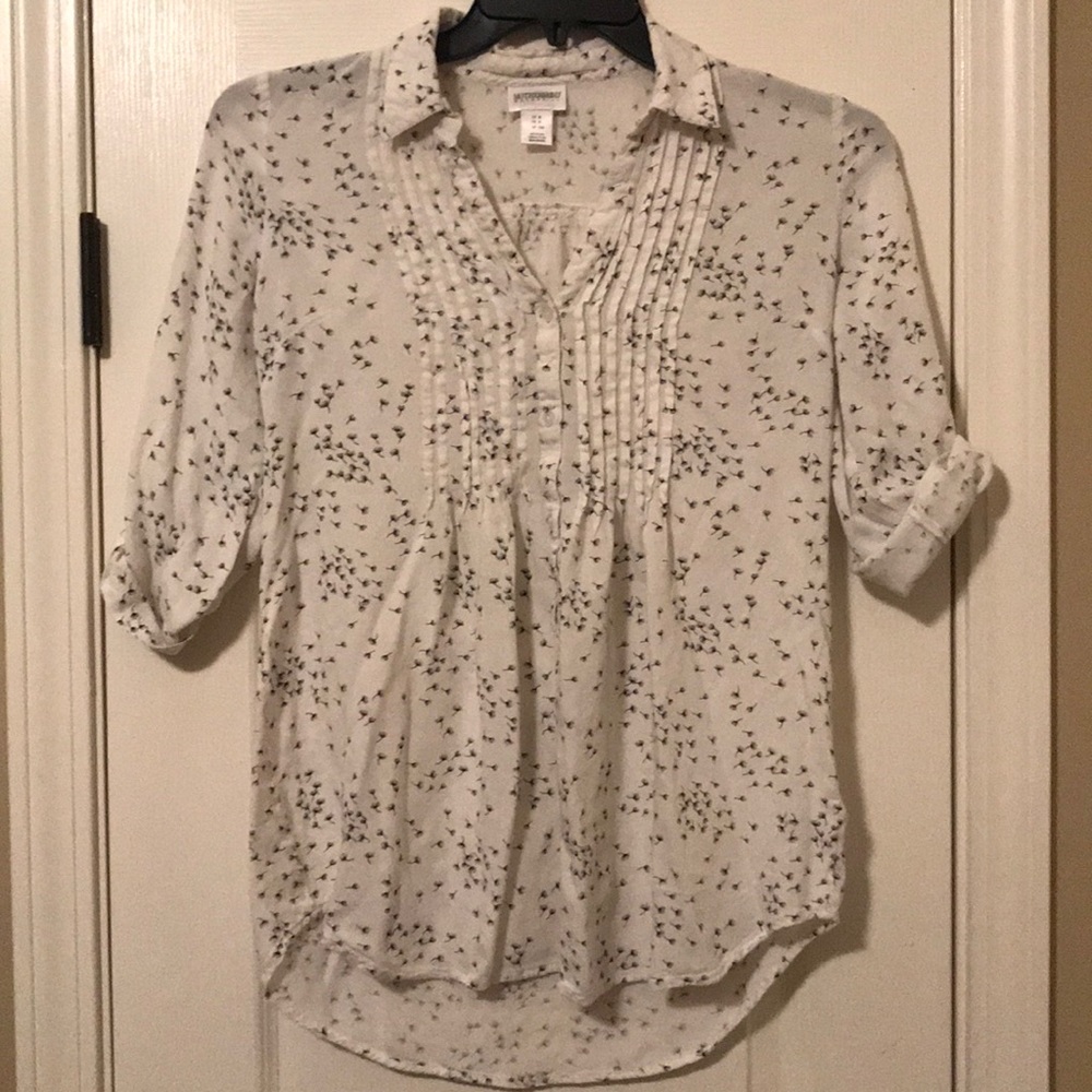 Motherhood white top with flowers SZ Small